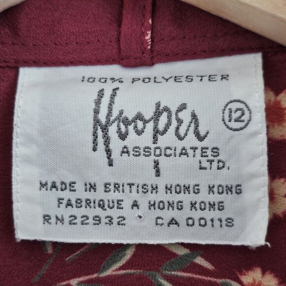 Vintage 1960s Hooper Associates Ltd. Floral Red Blouse Made in British Hong Kong - Picture 3 of 7